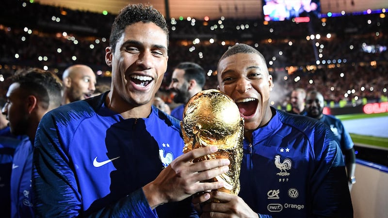 Varane opina sobre rumores de Mbappé y Zidane