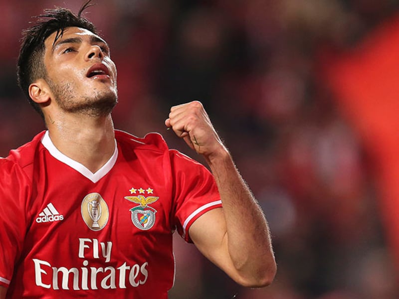 Raúl Jiménez anotó en el triunfo de Benfica sobre Moreirense